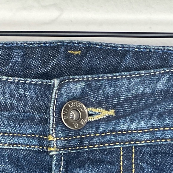 Diesel Larkee Denim Jeans Men’s 40W 32L Regular Straight Button Fly - Picture 6 of 15